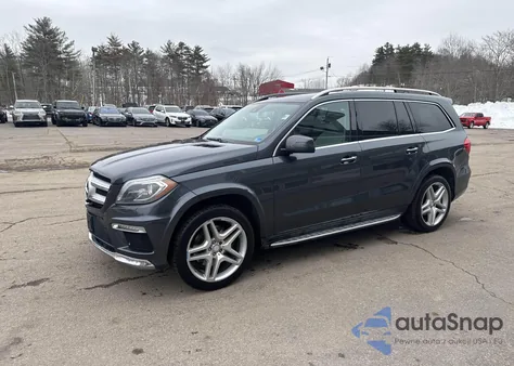 2016 Mercedes-Benz Gl 550 4Matic z USA, uszkodzony, nr VIN 4JGDF7DE5GA684395